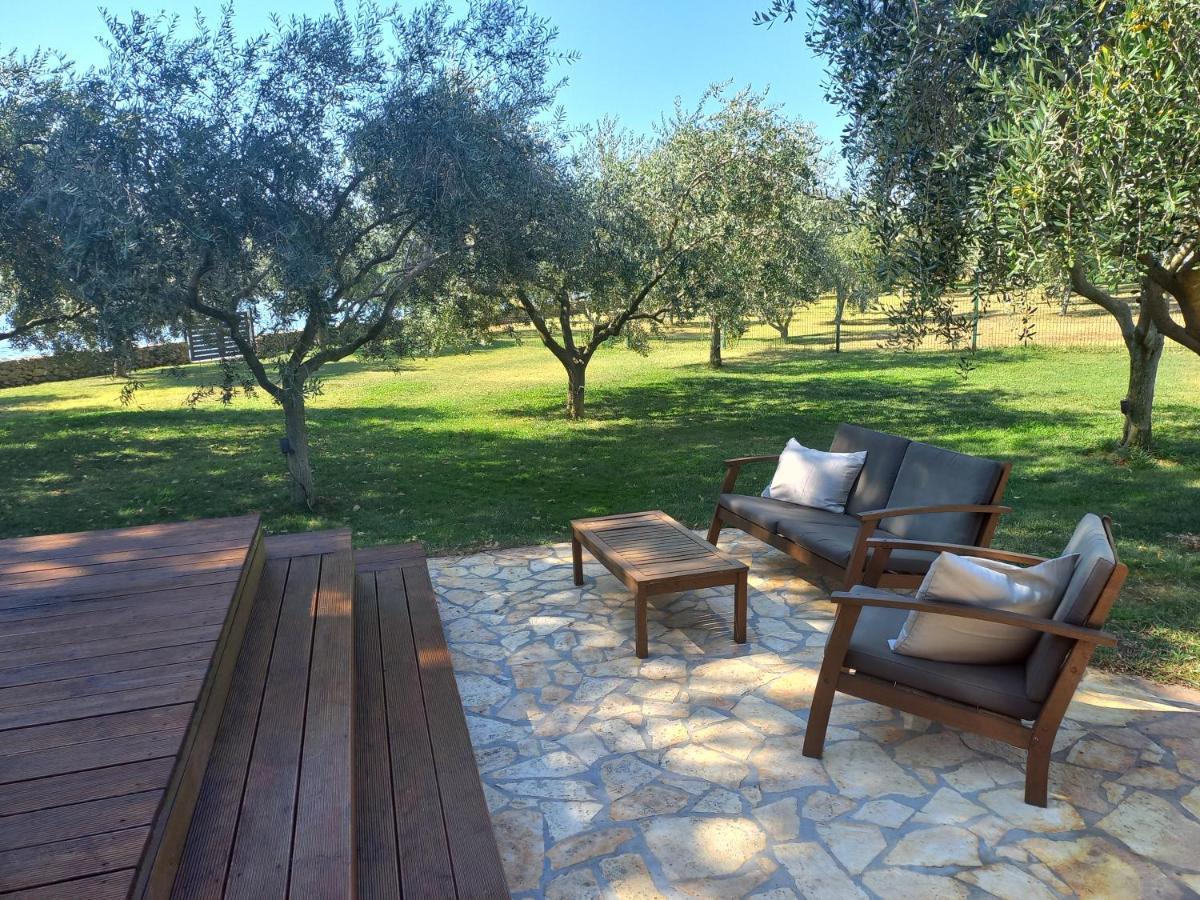 Beach House Ive With Jacuzzi, Pool, Playground And Bbq In An Olive Grove With A Beach, Pomer - Istria ภายนอก รูปภาพ